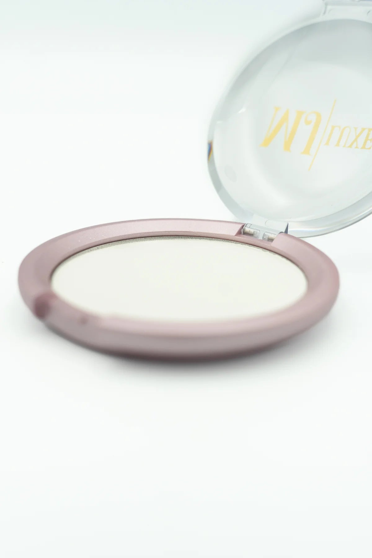 MJ Luxe Filter Me Pressed Powder