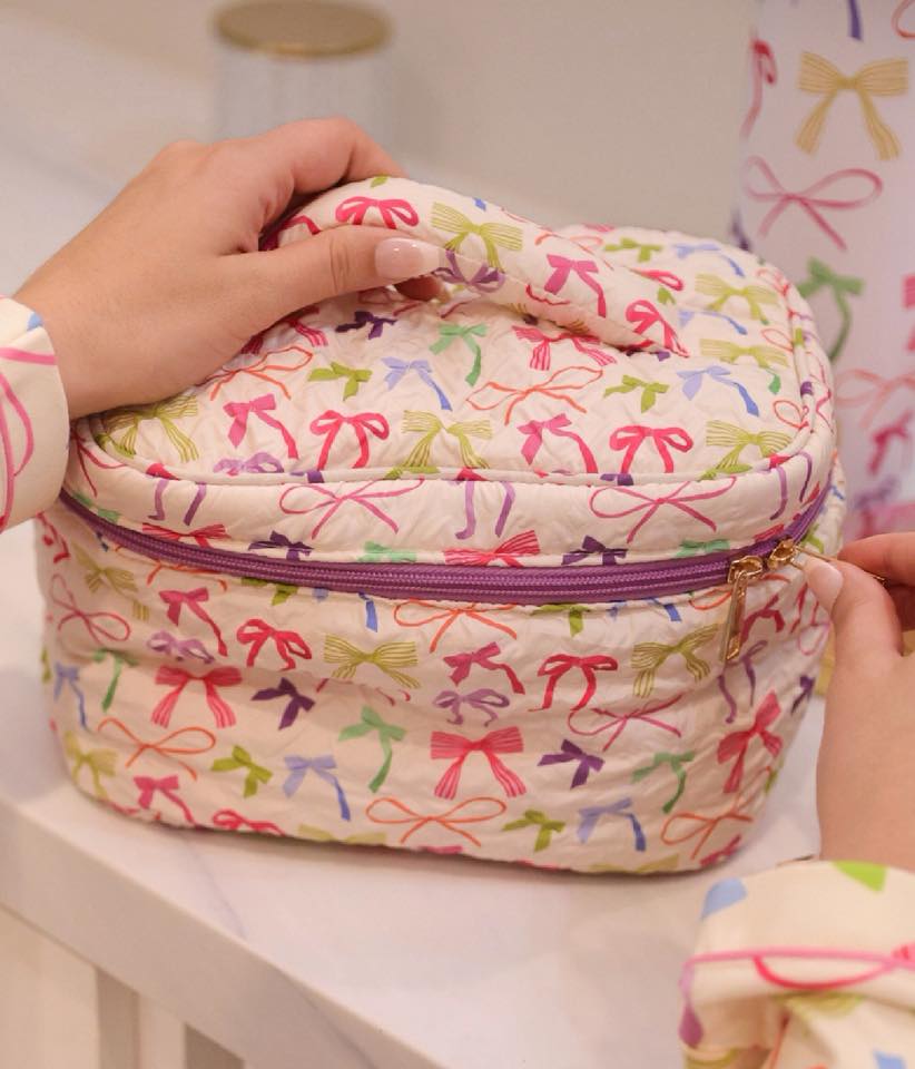 Jetsetter Quilted Travel Bag